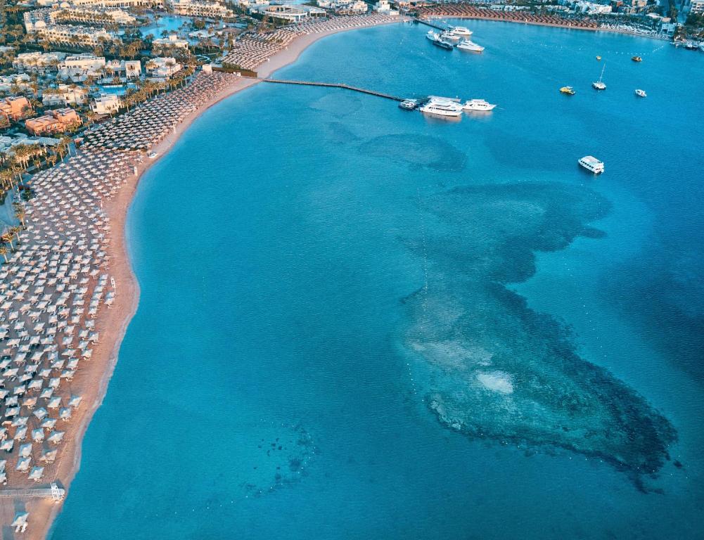 Jaz Makadi Coraya Beach, Hurghada